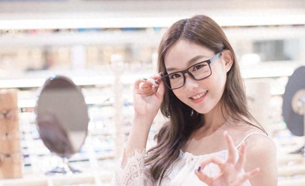 好久没联系的人开头怎么聊天