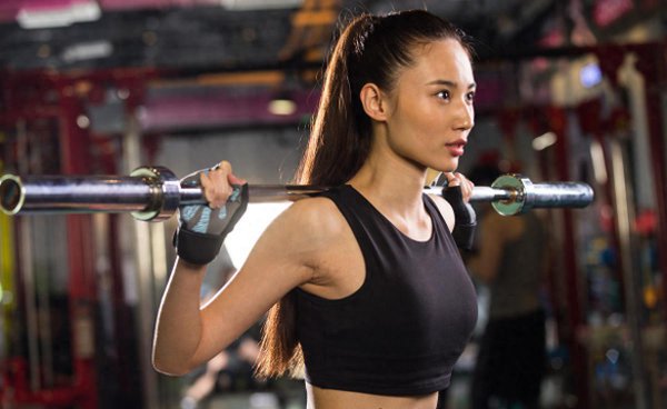 好久没联系的人开头怎么聊天