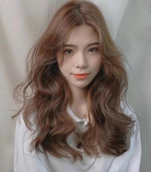 怎样保持头发蓬松方法妙招？