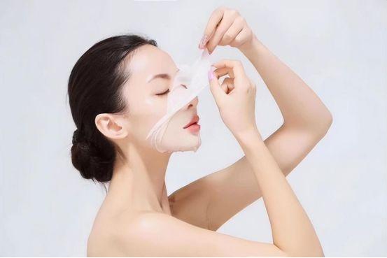 秋季适合敷什么样的面膜