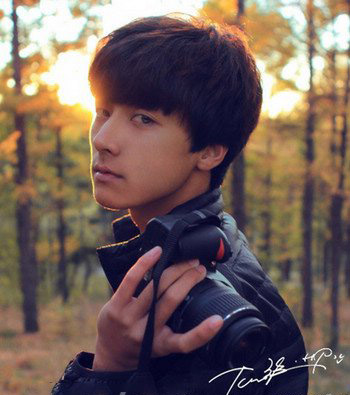 中学生男生的发型图片
