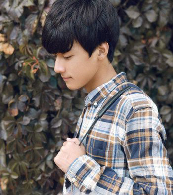 中学生男生的发型图片