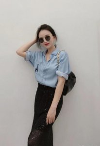 牛仔单品的流行趋势 牛仔元素在服装中的运用