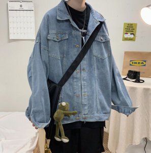 牛仔外套变色了怎么办 牛仔外套染上颜色怎么办