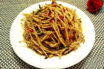 鱼腥草治疗脱发有效吗？脱发有哪些病因？