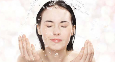不用护肤品怎样才能保持皮肤好 洁面的正确方法
