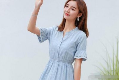 25岁穿什么裙子好看 25岁以上女生穿什么衣服好看？