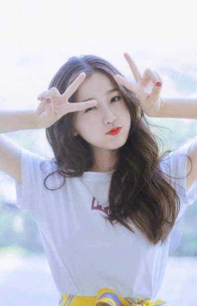 长相干净的女生特征是什么？