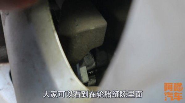 刹车片多久换一次安全