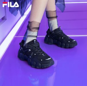 穿一身斐乐给人的感觉 fila是什么牌子