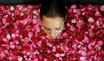 全身水疗是什么意思怎么做 水疗有什么功效