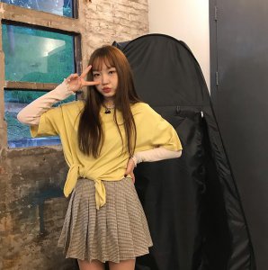 t恤怎么打结 t恤怎么塞进裤子好看