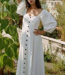 方领连衣裙领口低怎么办 方领连衣裙领口太大怎么办