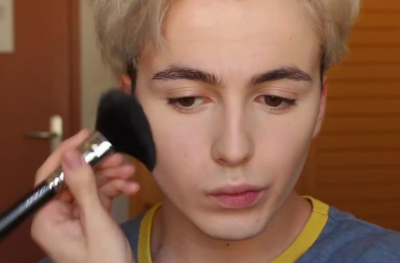 美妆博主如何起步 美妆博主怎么做起来的