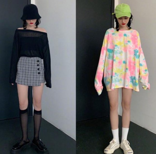 少女搭配衣服的照片