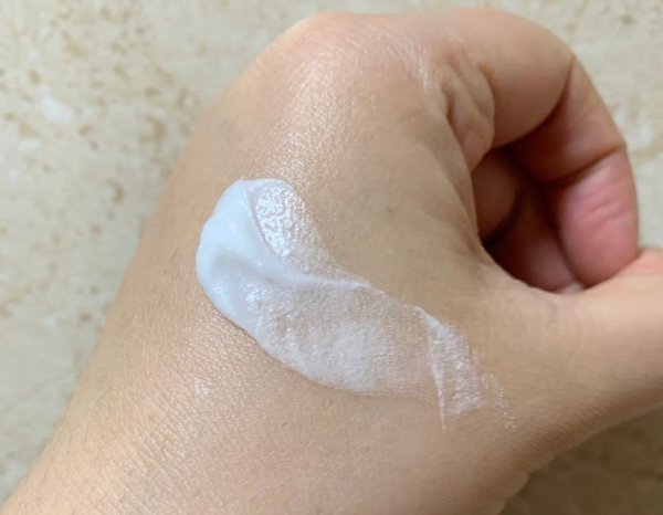 雅霜润肤霜怎样
