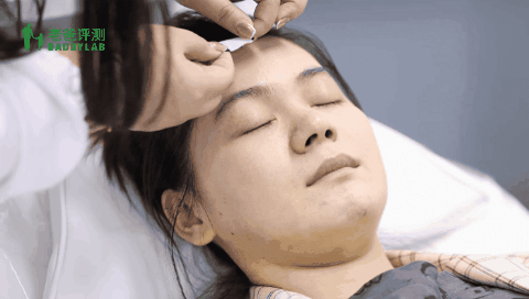 如何选择适合自己的粉底液