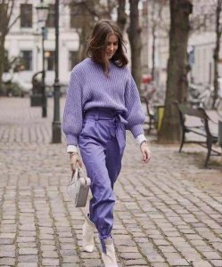 紫色搭配什么颜色好看？ 浅紫色搭配什么颜色好看