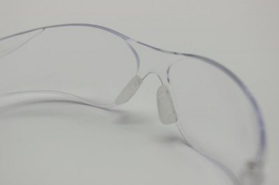 眼镜防雾剂对镜片有影响吗？眼镜防雾剂对镜片有什么影响？