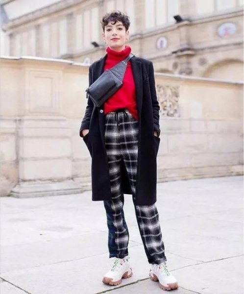 一衣百搭的衣服应该是什么？