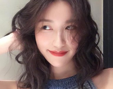 发尾烫一个半卷的发型 如何烫发保持时间长