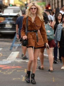 腿粗臀部大女生穿衣搭配 腿粗臀部大如何搭配衣服