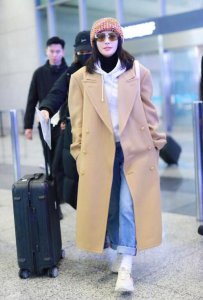 卫衣外面搭什么外套好? 卫衣外面可以搭什么外套？