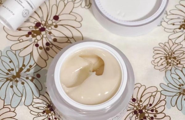 适合秋冬的保湿乳霜有哪些