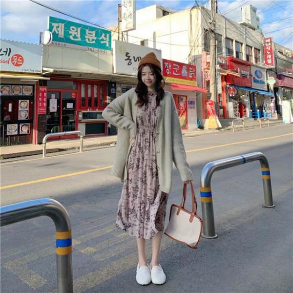 天气冷穿什么样的衣服？