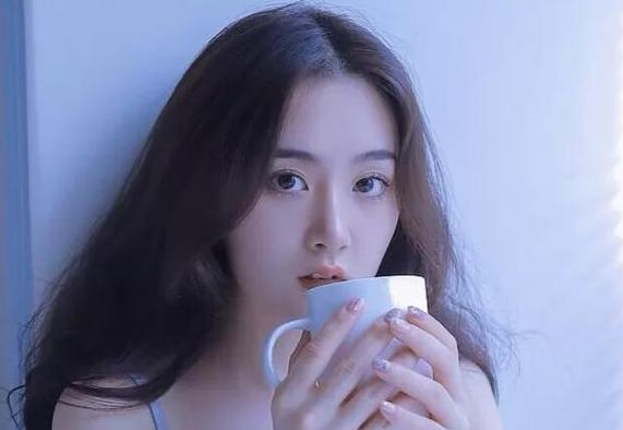 沉默寡言的人很可怕十大表现