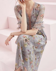 真丝连衣裙去哪买 真丝连衣裙好吗