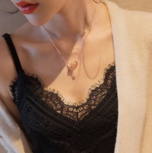 胸大可以穿吊带吗 胸大穿什么吊带衫好看