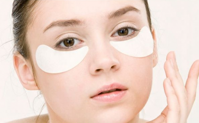 眼周干燥起皮怎么办 眼周干到起皮怎么办