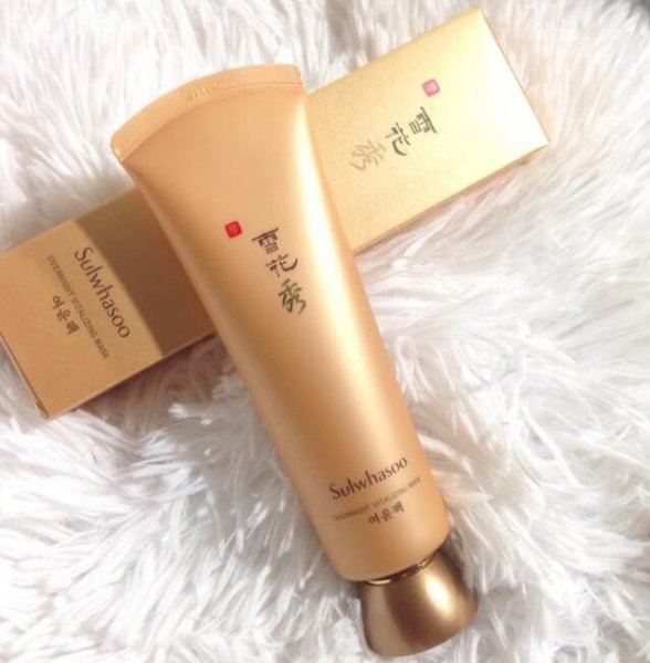 女生经常熬夜用什么护肤品好？