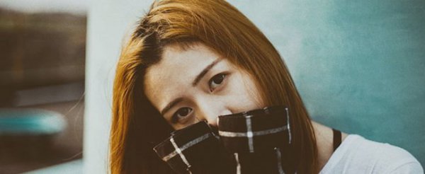 如何把头发弄蓬松