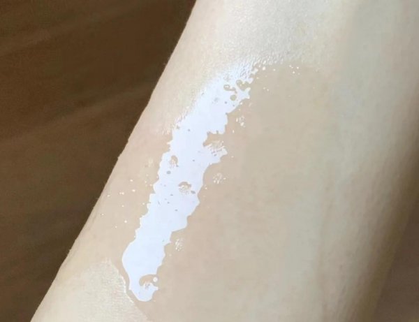 梦妆水感卸妆油怎样