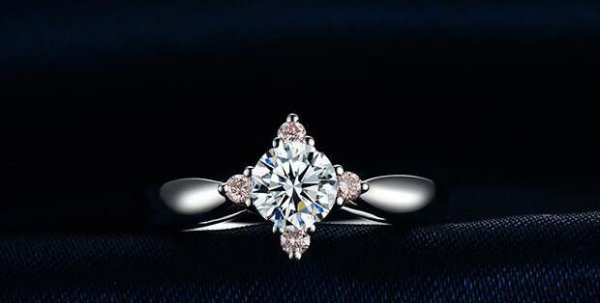 钻石戒指哪个品牌好