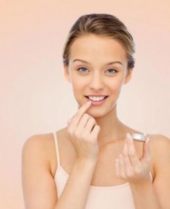 什么唇膏淡化唇纹效果最好？这五款口碑和销量都很不错