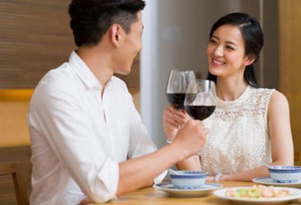 女人故意让你“占便宜”是什么原因