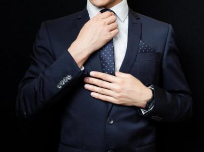 西装搭配什么鞋子？ 灰色西装搭配什么鞋子