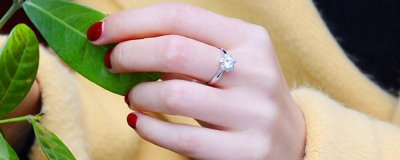 女生戴戒指的含义有哪些 不同手指带戒指分别代表什么