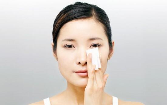 粉底液怎么用才正确？