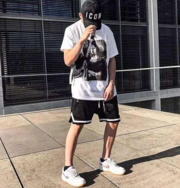 女人喜欢男人胖一点还是瘦一点？