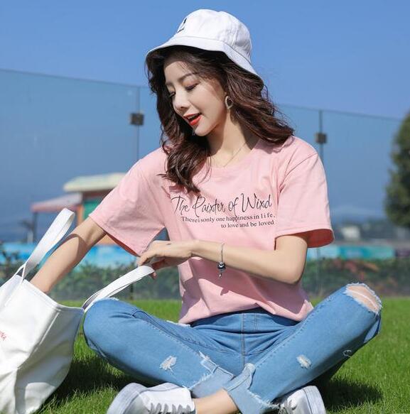 女生t恤搭配什么好看技巧