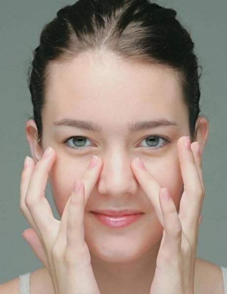 过敏性皮肤用什么眼霜？