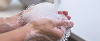 泡沫洗面奶怎么用 洗面奶正确使用方法