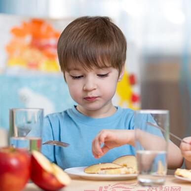 冬季幼儿饮食安全小知识