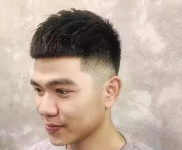 2023男生发型推荐