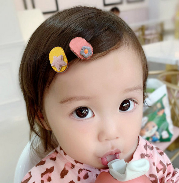 3岁小姑娘发型短发怎么剪