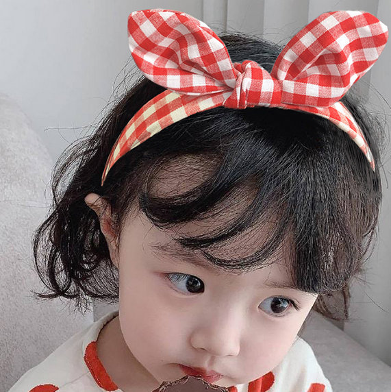 3岁小姑娘发型短发怎么剪